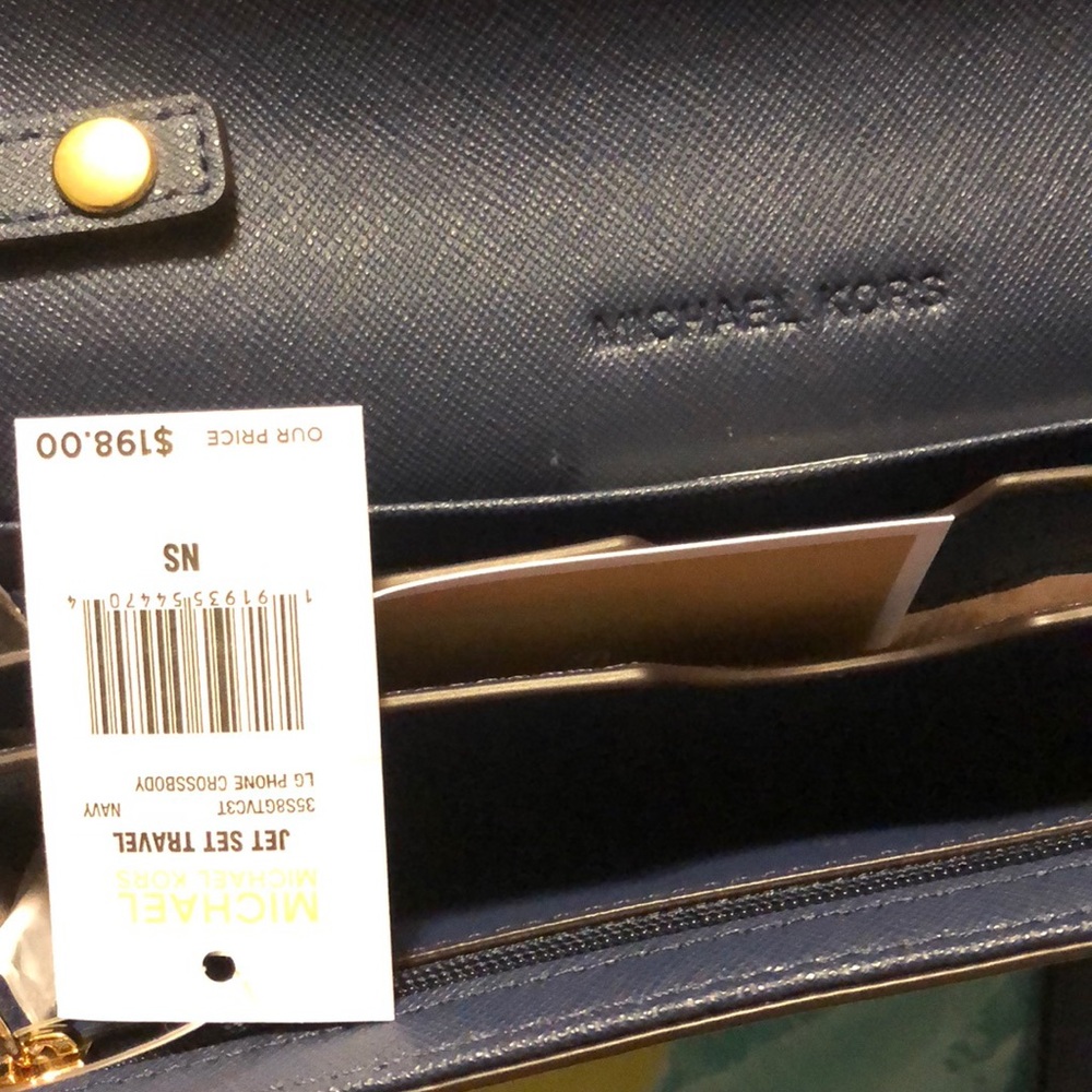 Blue Michael kors purse - Picture 6 of 6